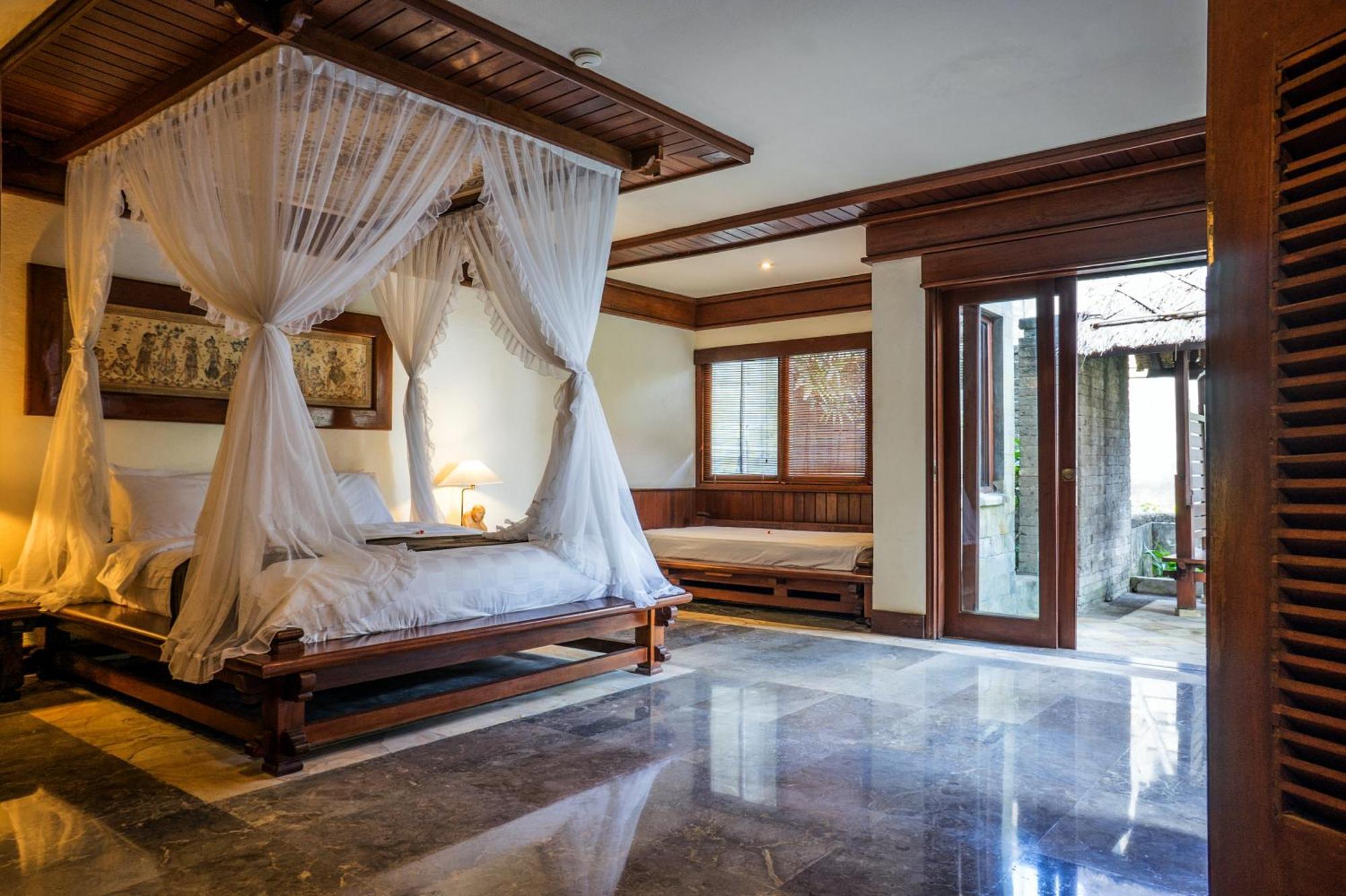 Balisani Suites Hotel Керобокан Номер фото